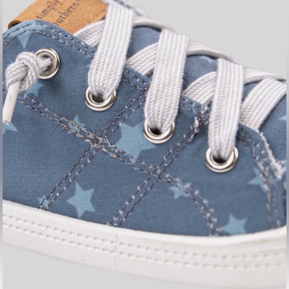 Simply Southern Easyslip Star Sneakers NWT - Picture 4 of 4